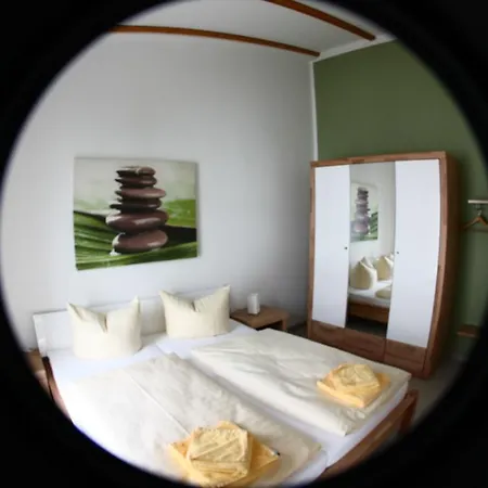 Haus Ischia Апартаменты *