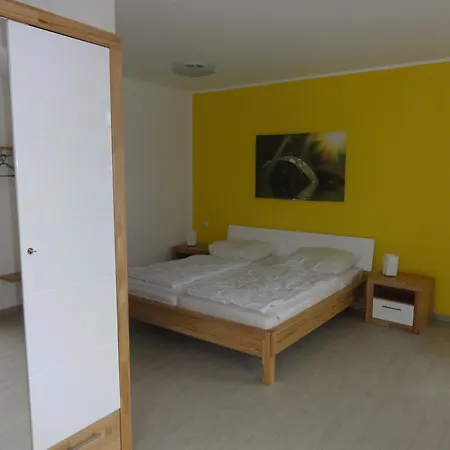 Апартаменты Haus Ischia Остзебад Бинц
